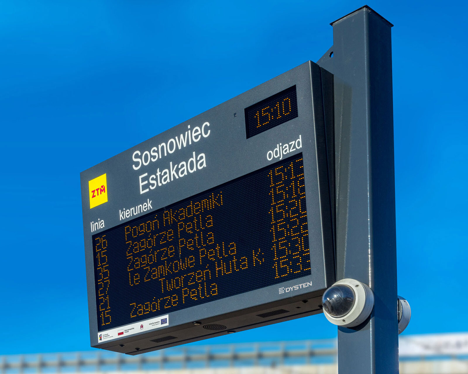 LED passenger information displays-boards. Wyświetlacze informacji pasażerskiej w technologii LED amber. SDIP GZM Metropolis, Poland. GZM Metropolia