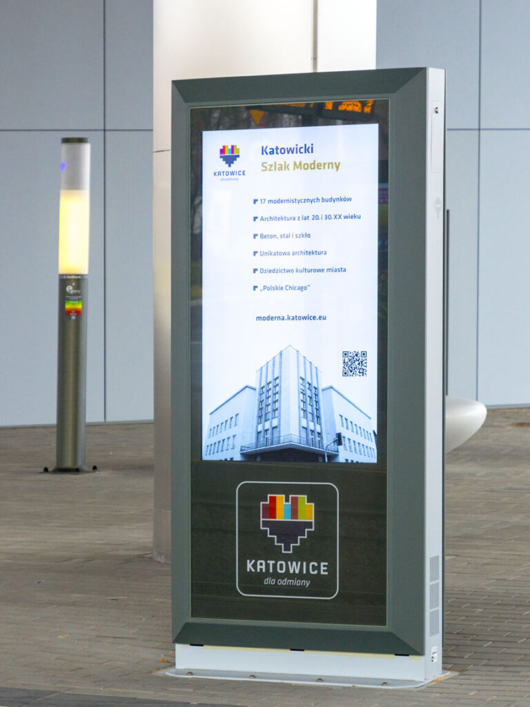 Info kiosk Dysten. Infokiosks and information totems implemented at the  Zawodzie interchange hub. Project  in Katowice was cofinanced by the European Union.