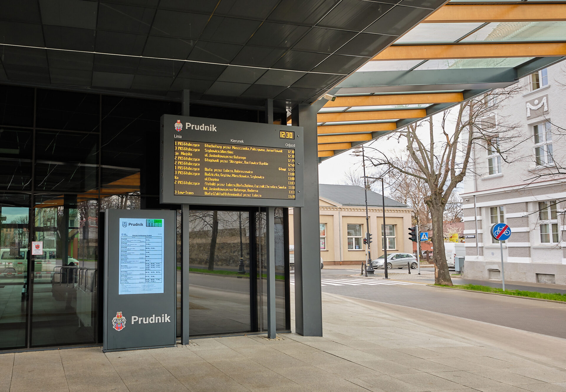 LED Passenger Information Display I construction of the bus station in Prudnik