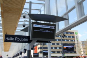 Wyświetlacze informacji pasażerskiej Dysten we Francji